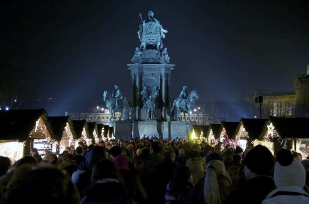Passport Chronicles - Christmas in Vienna
