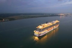 Iona P&O Cruises: Guide & Review