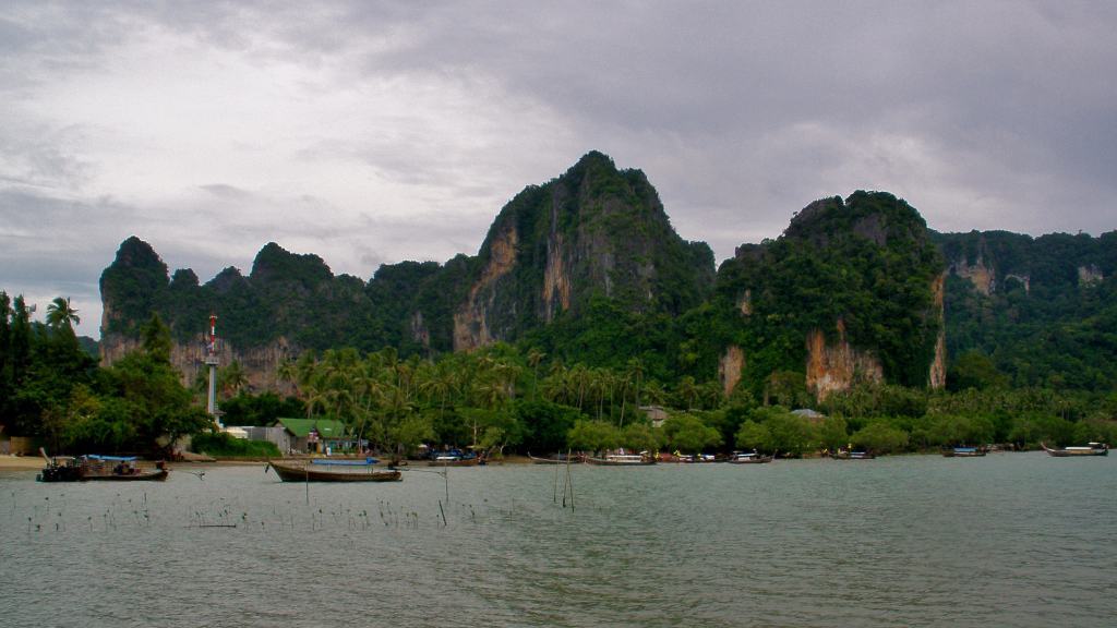 Rock Climbing Railay - Intrepid Escape