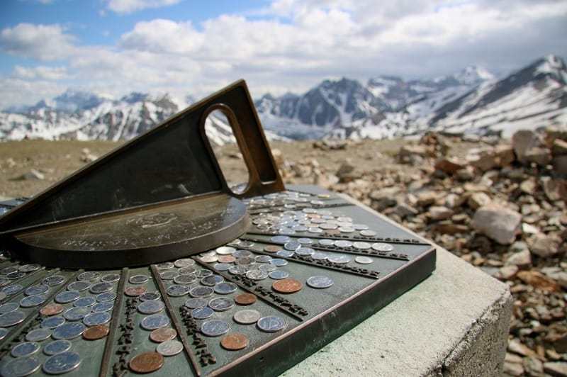 Jasper vs Banff - Intrepid Escape.jpg