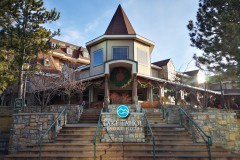 Lake Tahoe Resort Hotel - Bucket List Road Trips: Driving from San Francisco to Mammoth Lakes